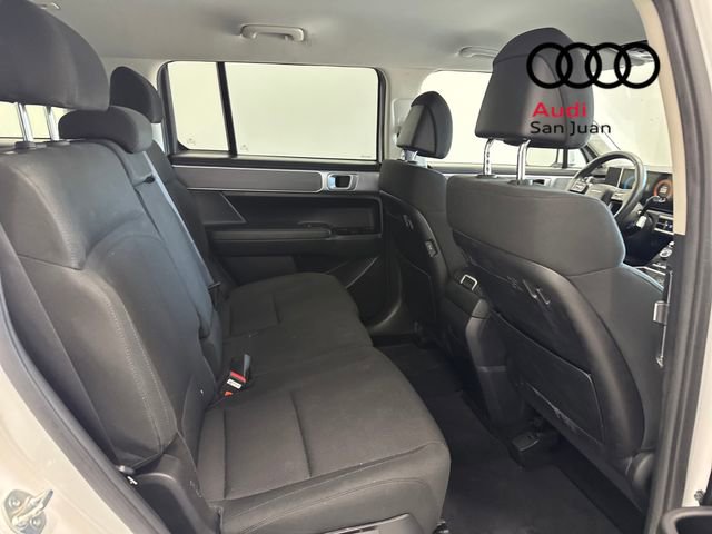 Used 2025 Hyundai Santa Fe SE image 31