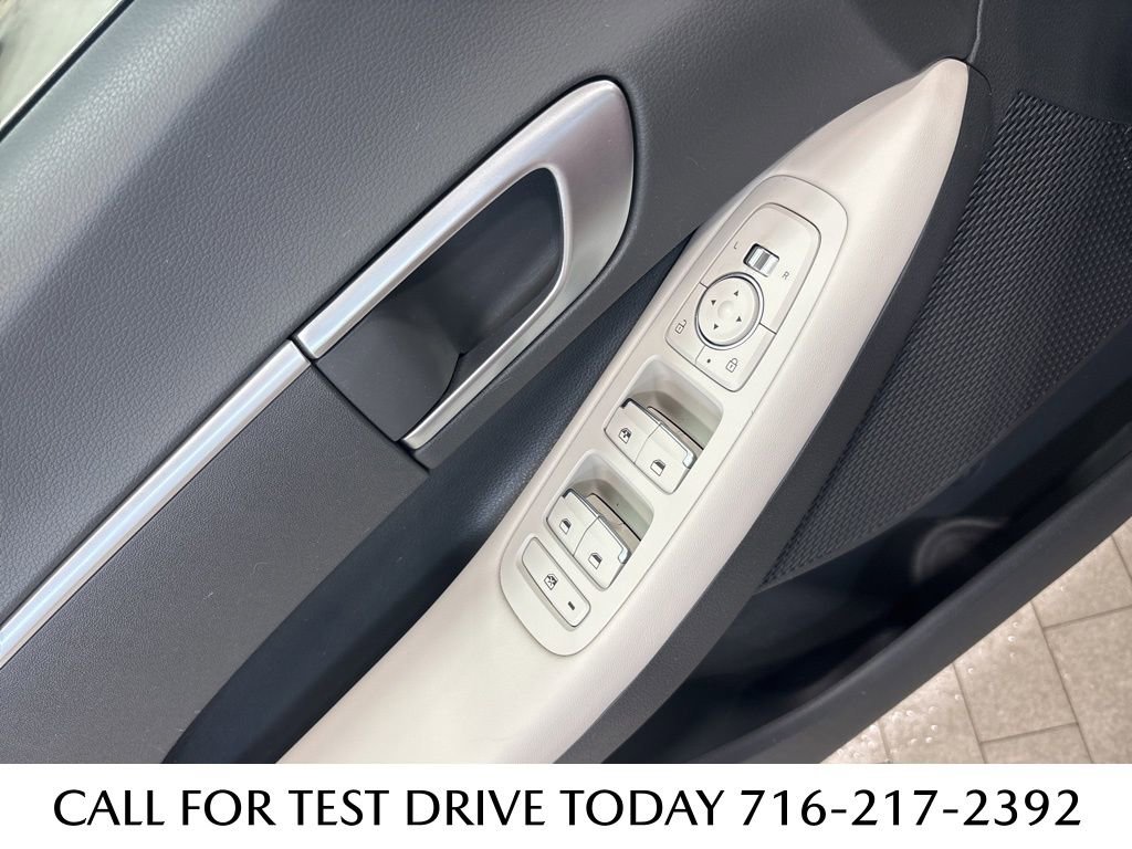 Used 2023 Hyundai Sonata SE image 20