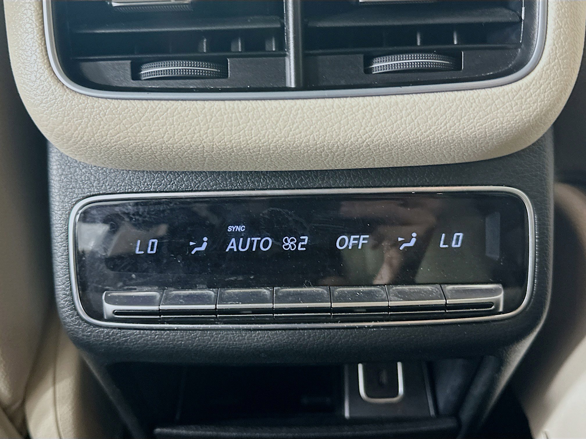 Used 2021 Mercedes-Benz GLS 450 4MATIC image 34