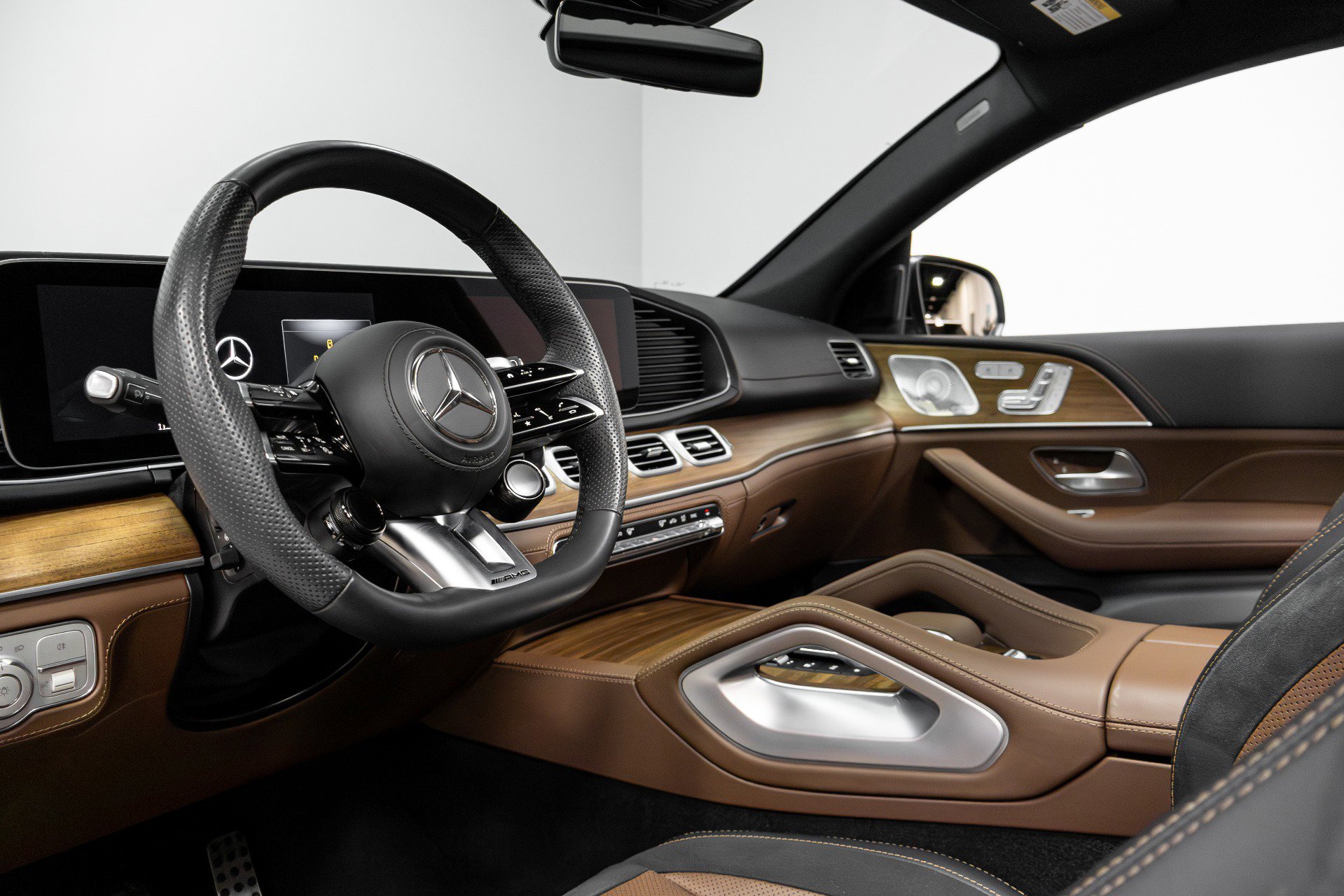 Used 2024 Mercedes-Benz GLE 53 AMG 4MATIC Coupe image 8