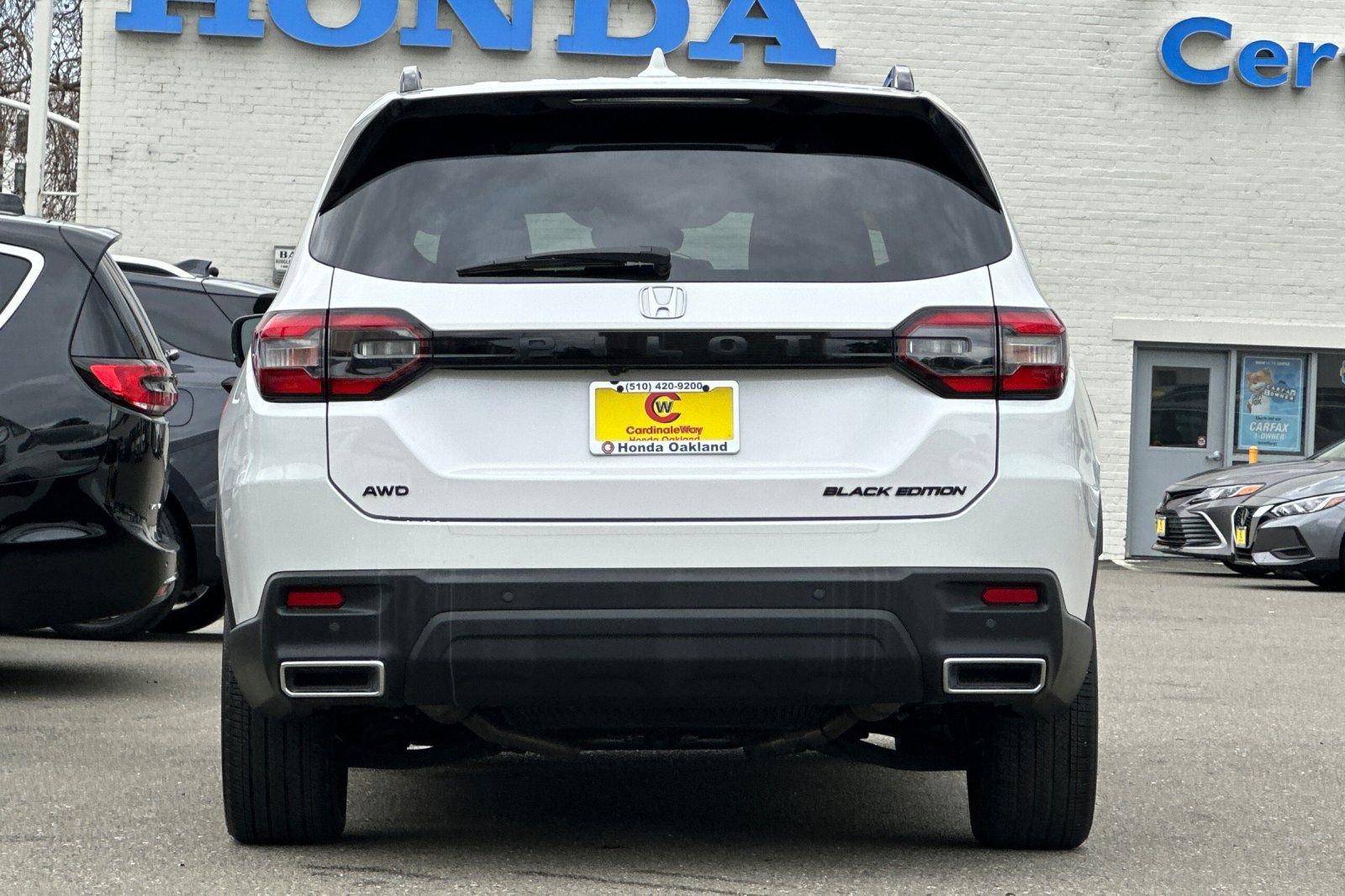 Used 2025 Honda Pilot Black Edition image 5