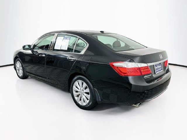 Used 2015 Honda Accord Touring image 6