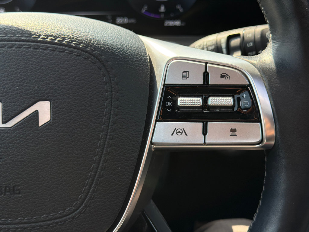 Used 2023 Kia Telluride SX X-Pro AWD/4WD image 30