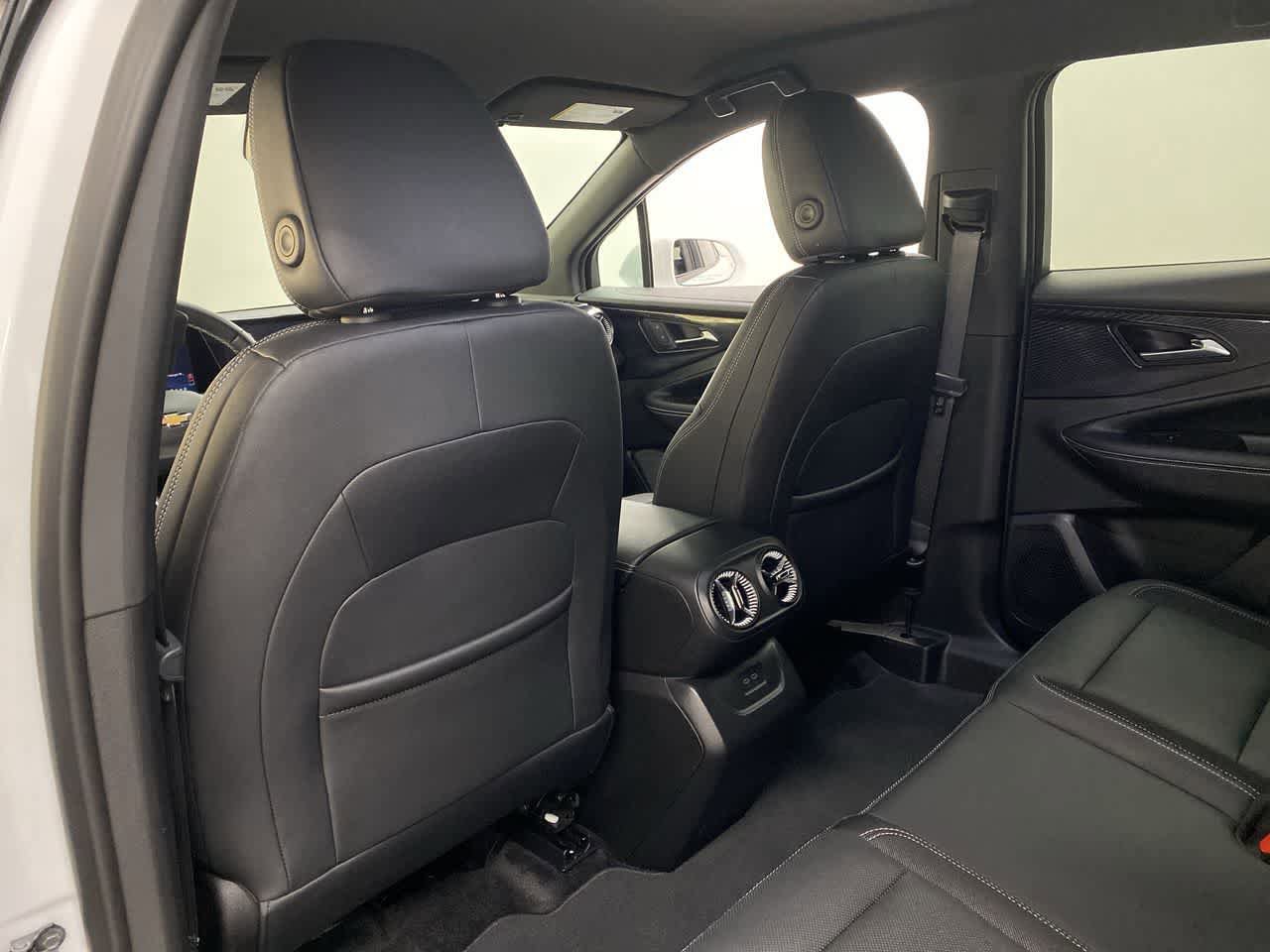 Used 2024 Chevrolet Blazer EV LT AWD/4WD image 15