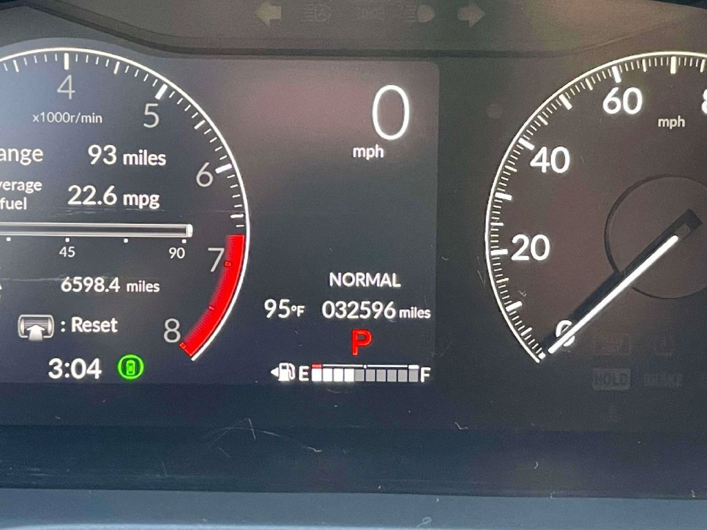 Certified 2025 Honda HR-V Sport image 27