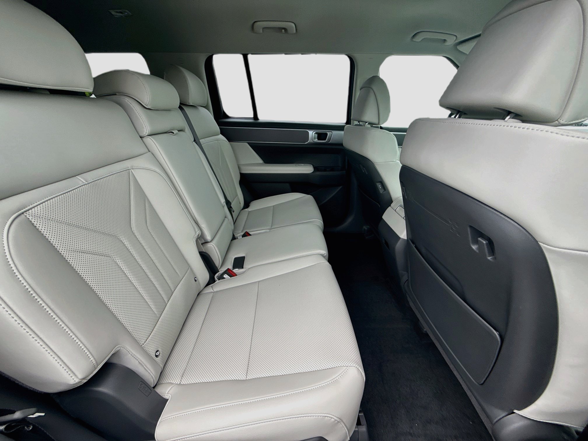 New 2027 Hyundai Santa Fe SEL FWD image 19