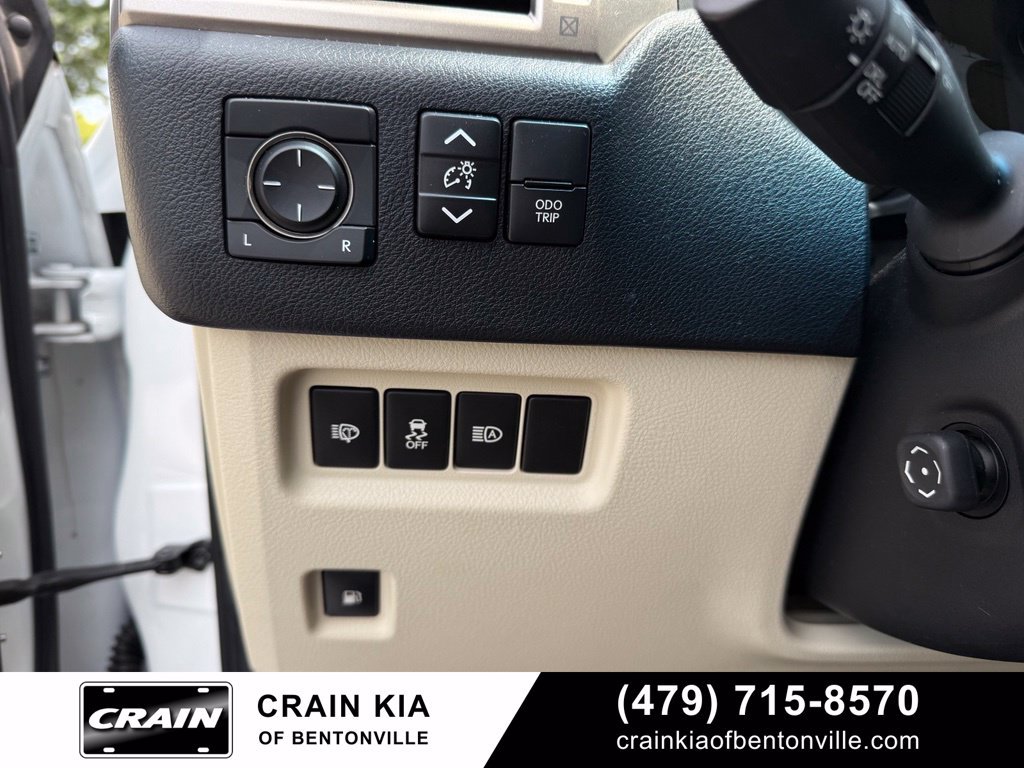 Used 2020 Lexus GX 460 Premium AWD/4WD image 12