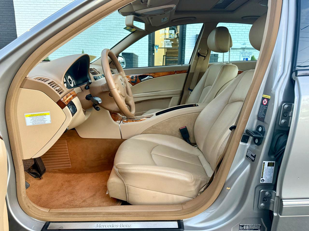 Used 2008 Mercedes-Benz E 350 Luxury image 15