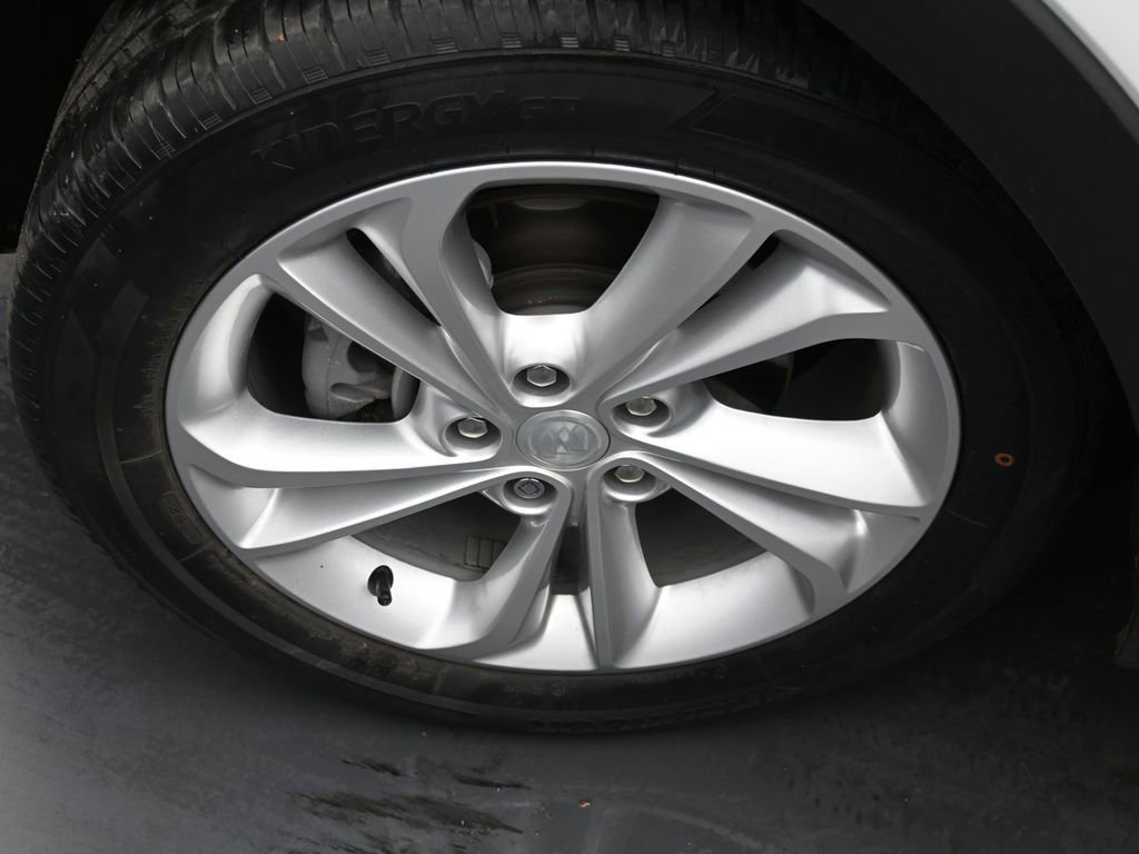 Used 2023 Buick Encore GX Preferred w/ Cold Weather Comfort Package FWD image 20