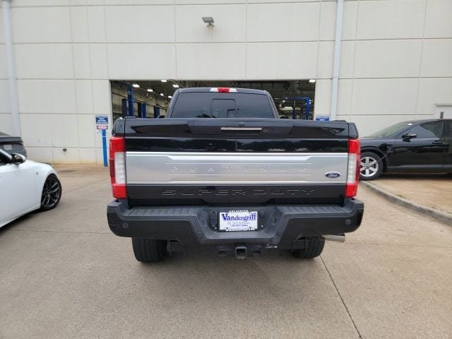 Used 2017 Ford F250 Platinum w/ Platinum Ultimate Package AWD/4WD image 6