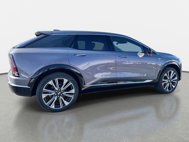 New 2026 Cadillac Optiq Luxury 2 image 5