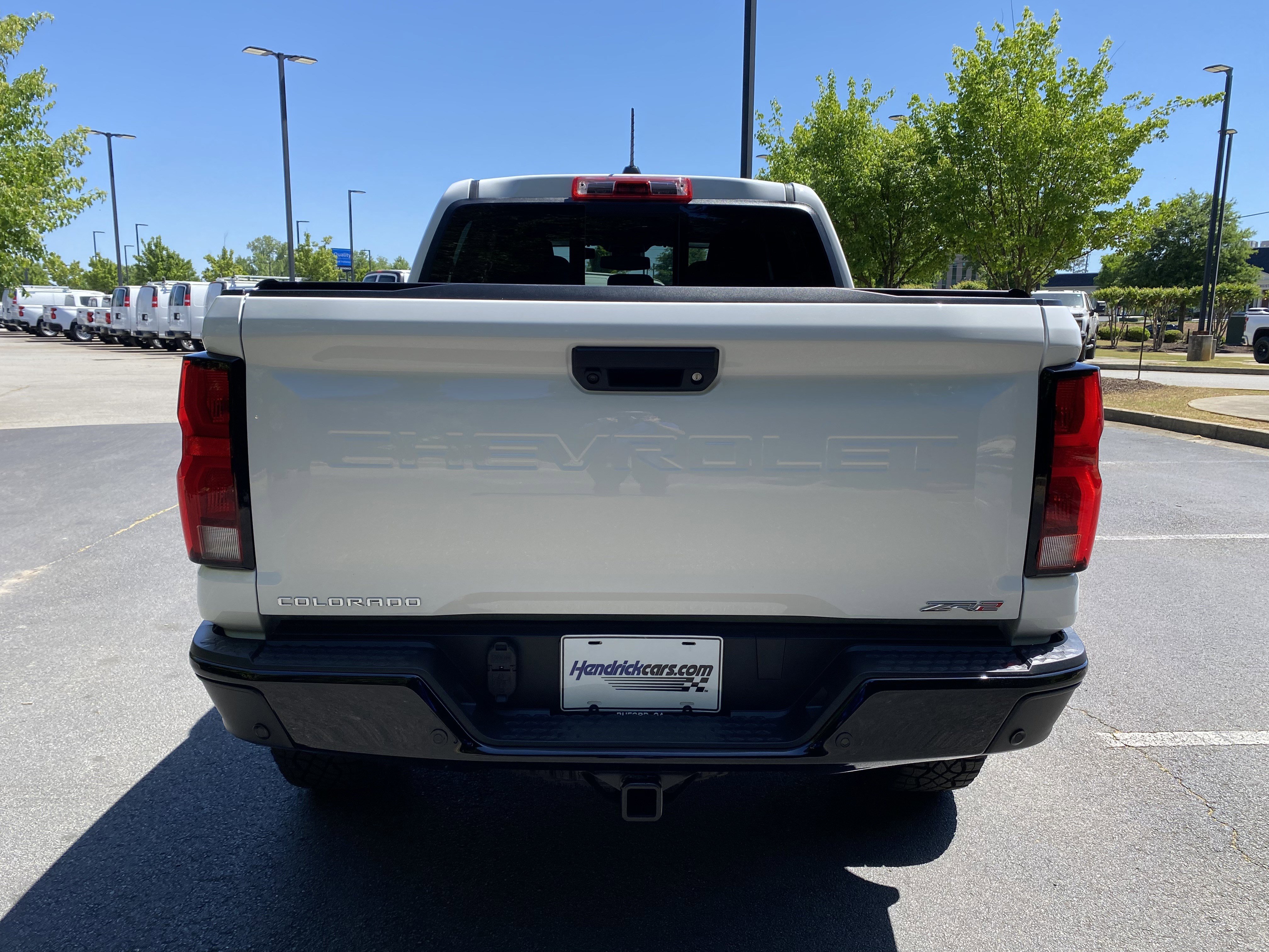 Used 2026 Chevrolet Colorado ZR2 w/ Technology Package AWD/4WD image 8