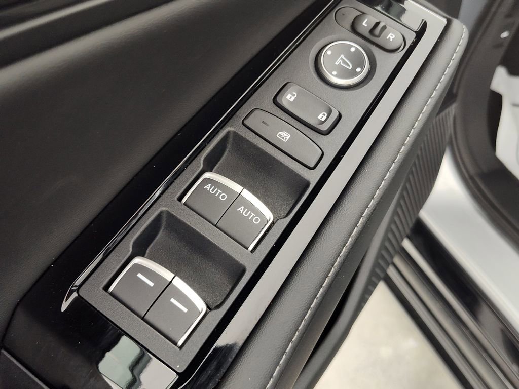 Used 2025 Honda Accord Touring image 21