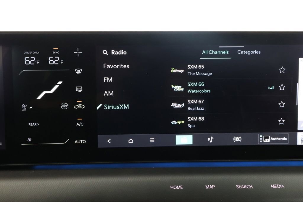 Used 2024 Kia EV9 Land image 18