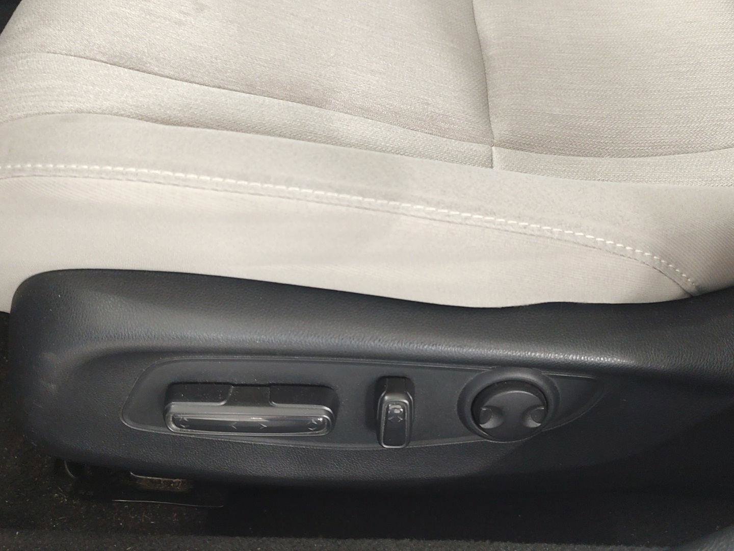 Used 2023 Honda Accord EX image 3