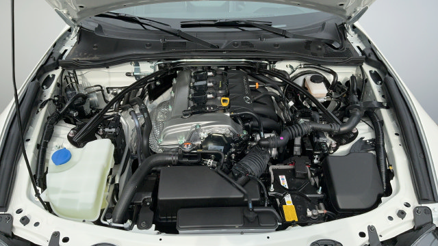 New 2026 MAZDA MX-5 Miata Club w/ Brembo/BBS/Recaro Package RWD image 23