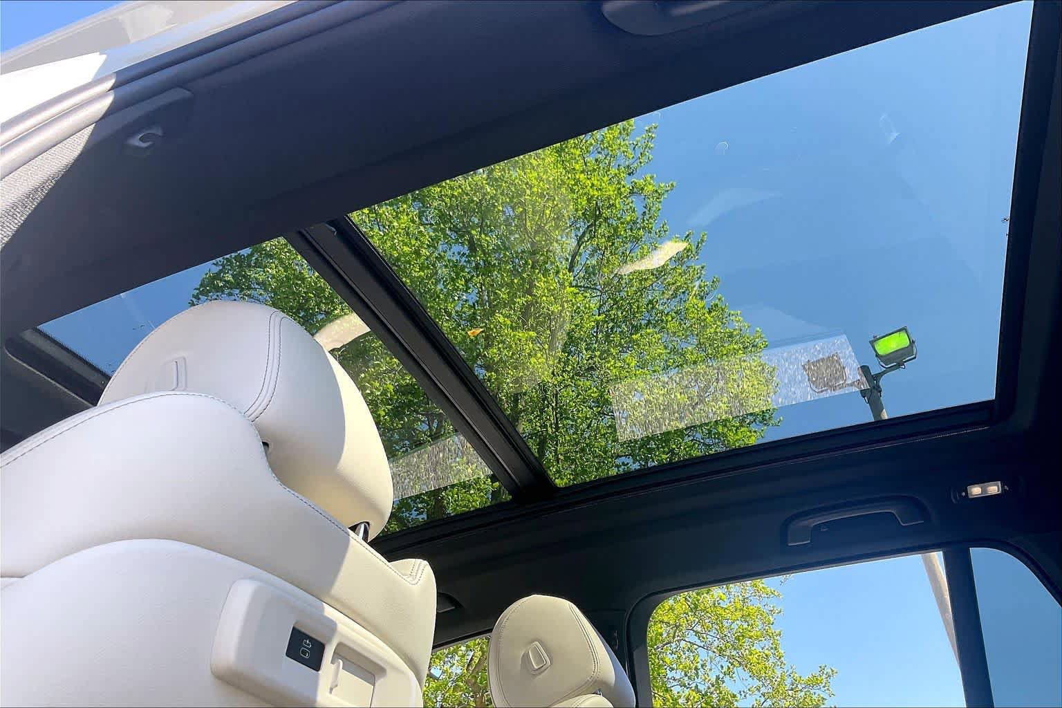 Used 2020 BMW X5 sDrive40i w/ Convenience Package RWD image 13