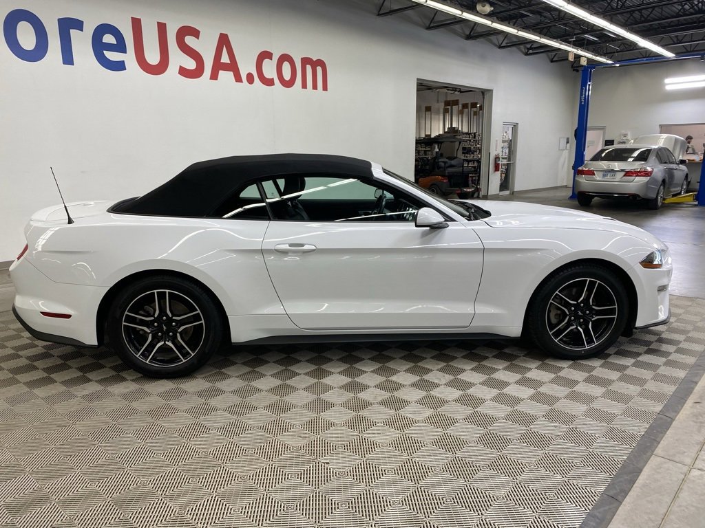 Used 2022 Ford Mustang Premium image 7