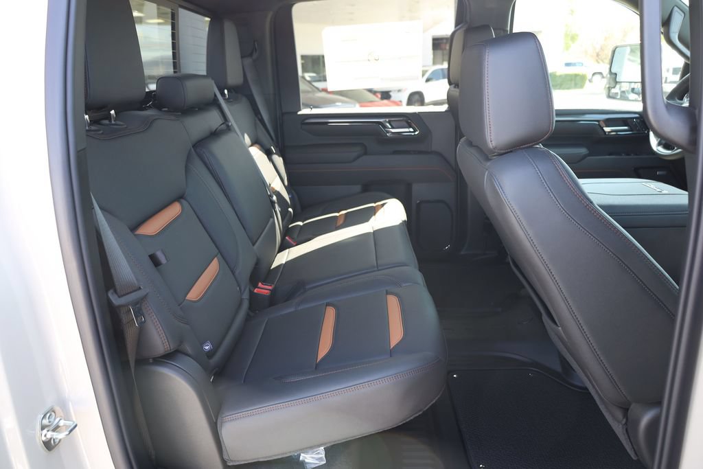 New 2026 GMC Sierra 2500 AT4 w/ AT4 Premium Plus Package AWD/4WD image 18
