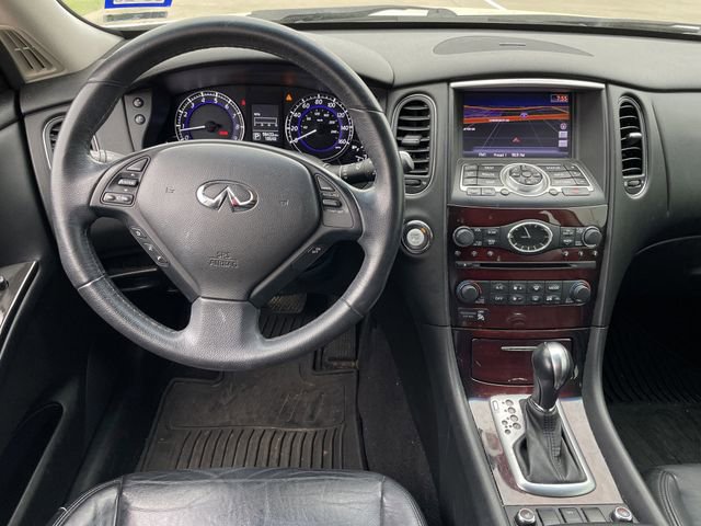 Used 2017 INFINITI QX50 2WD w/ Premium Plus Package image 10
