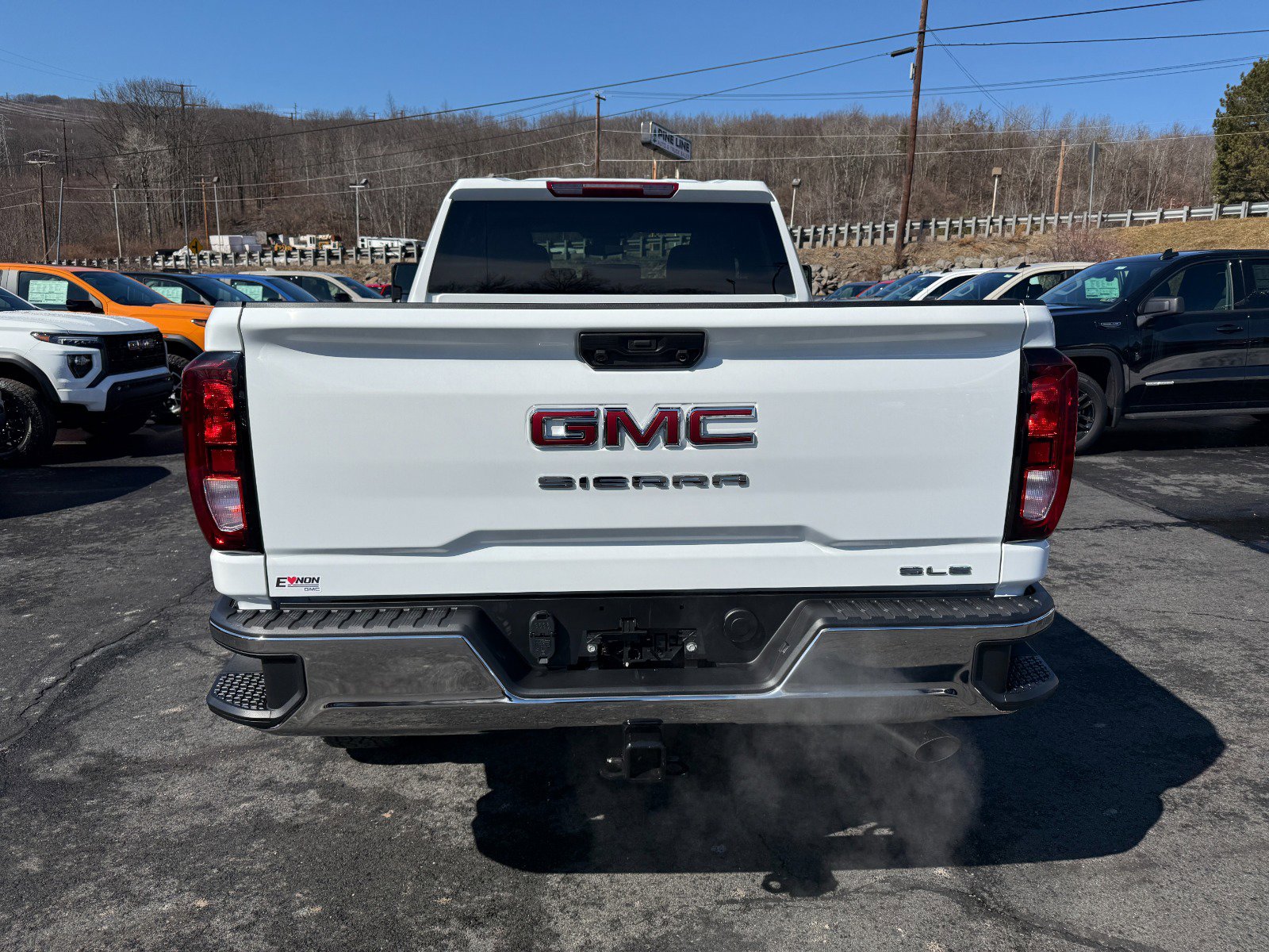 New 2026 GMC Sierra 2500 SLE w/ SLE Value Package; image 4