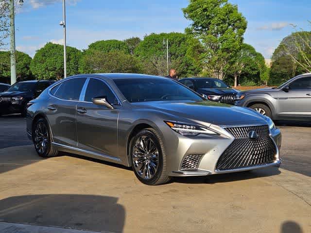 Used 2021 Lexus LS 500 w/ Accessory Package (Z2) image 3