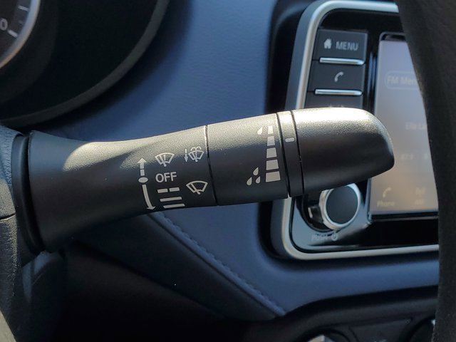 Certified 2023 Nissan Versa SV w/ Trunk Package image 12