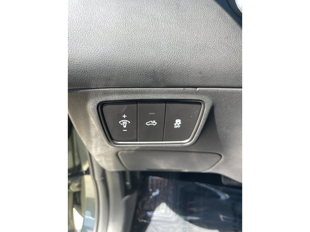 Certified 2024 Hyundai Santa Cruz SE image 13