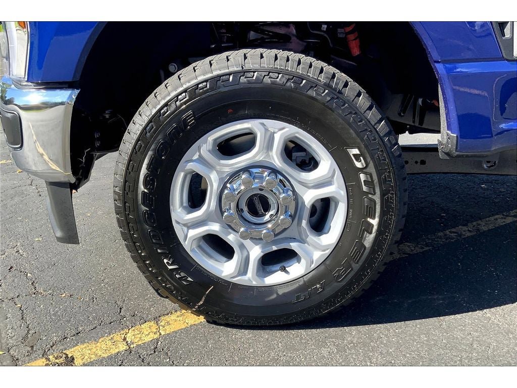 New 2026 Ford F350 XLT w/ XLT Premium Package AWD/4WD image 26