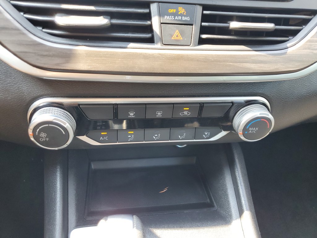 Used 2025 Nissan Altima 2.5 SV AWD/4WD image 22