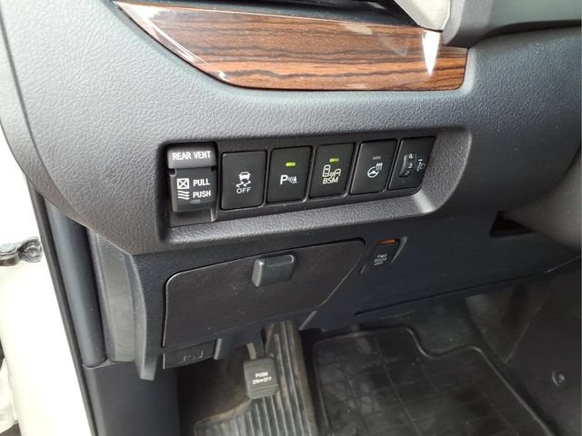 Used 2015 Toyota Sienna Limited Premium AWD/4WD image 11