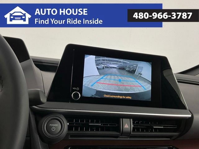 Used 2027 Toyota Prius Plug-In Hybrid FWD image 23