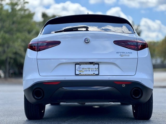Used 2022 Alfa Romeo Stelvio Sprint image 8