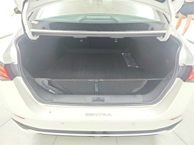 New 2025 Nissan Sentra SR w/ SR Premium Package image 39