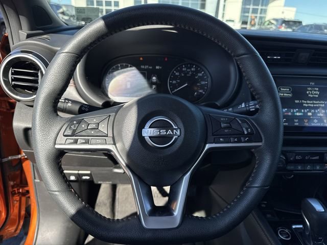 Used 2023 Nissan Kicks SR w/ SR Premium Package FWD image 16