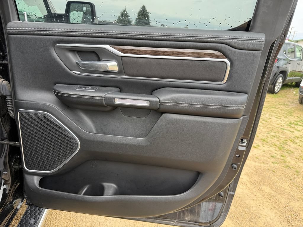 Used 2020 RAM 1500 Laramie AWD/4WD image 40