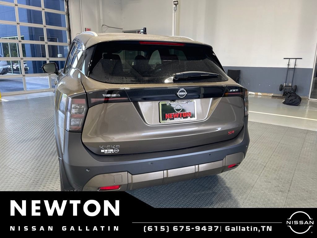 New 2026 Nissan Kicks SR FWD image 7