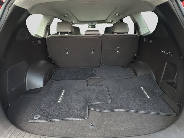 Used 2019 Hyundai Santa Fe Limited AWD/4WD image 19