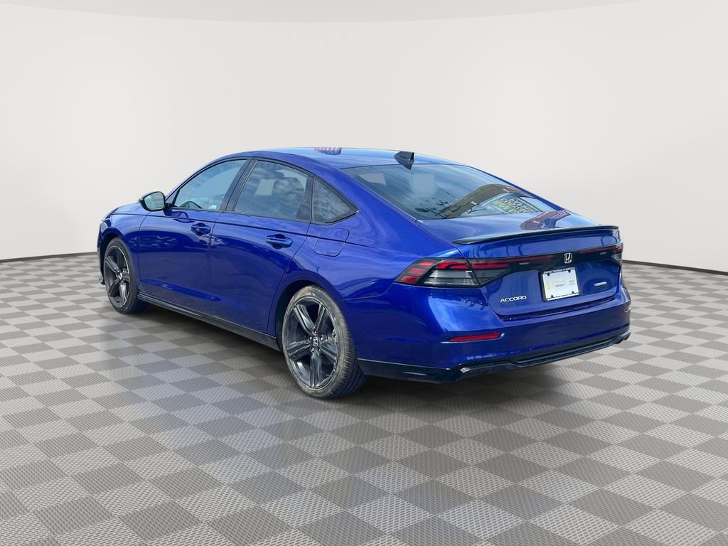 Used 2023 Honda Accord Sport image 7