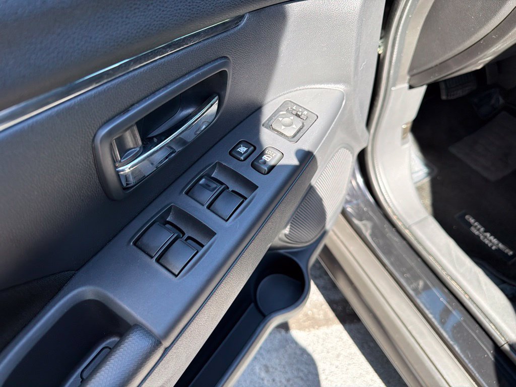 Used 2025 Mitsubishi Outlander Sport ES AWD/4WD image 35