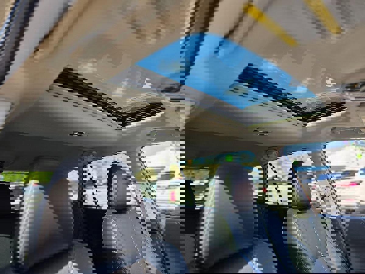 Used 2022 Subaru Outback Limited image 12