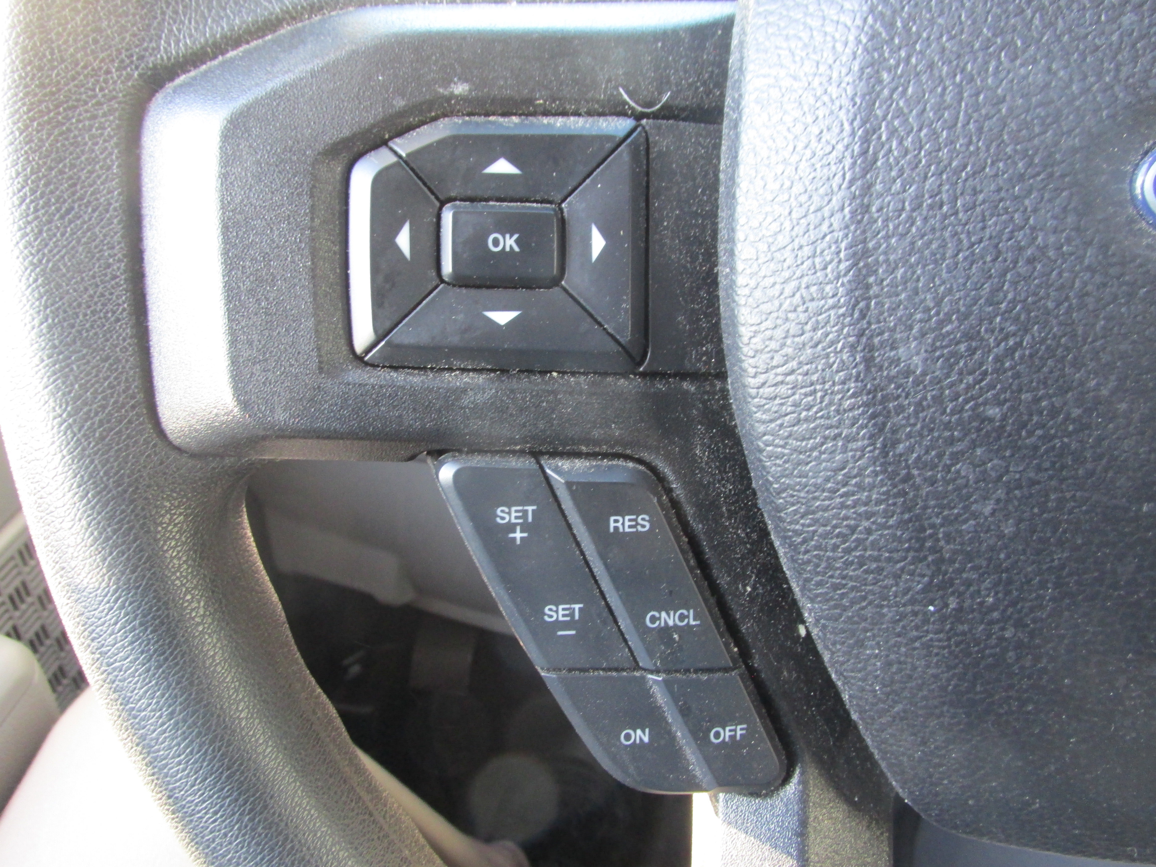 Used 2024 Ford E-350 and Econoline 350 Super Duty w/ Power Windows & Locks Group RWD image 28
