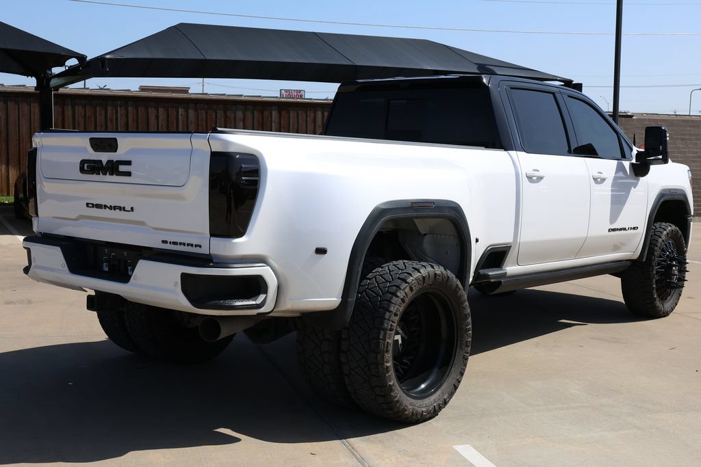 Used 2025 GMC Sierra 3500 Denali Ultimate AWD/4WD image 2