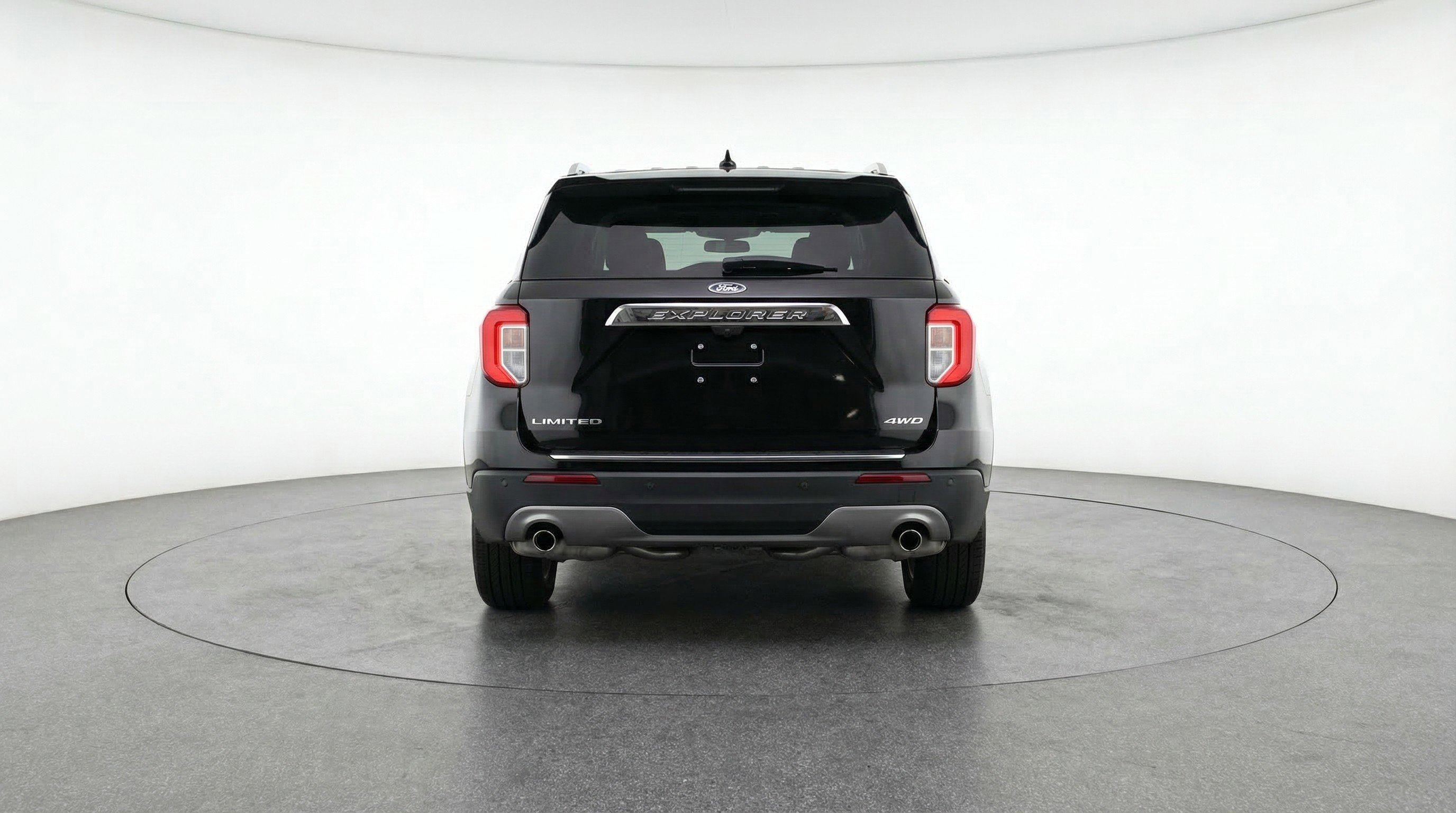 Used 2024 Ford Explorer Limited image 7