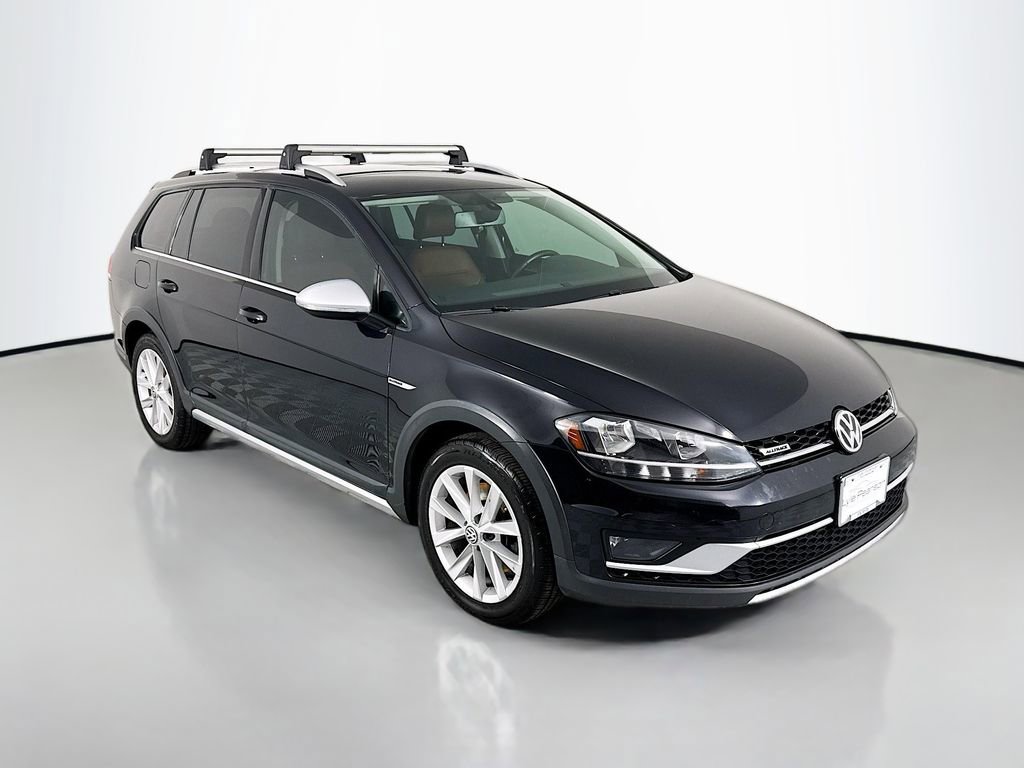 Used 2019 Volkswagen Golf Alltrack S image 7