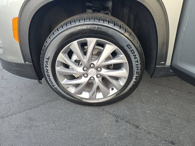 Used 2025 Buick Enclave Preferred FWD image 19