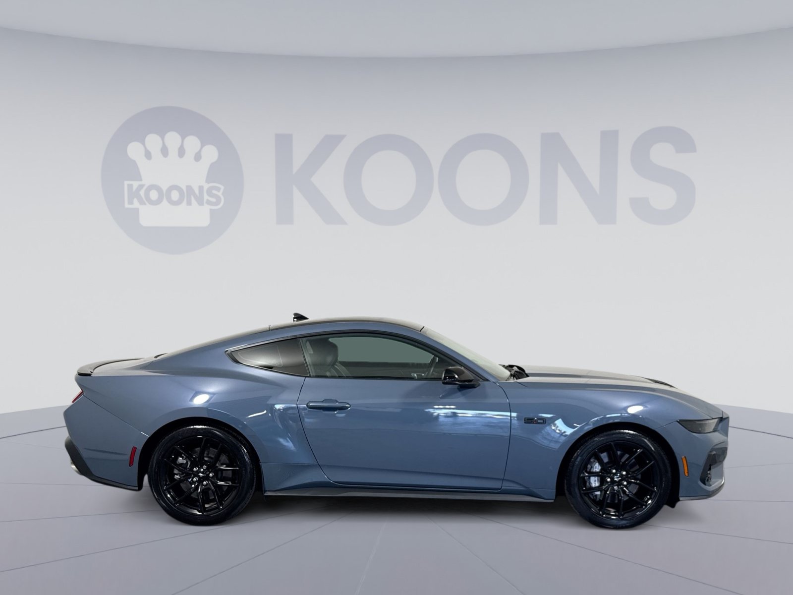 Used 2025 Ford Mustang GT Premium RWD image 8