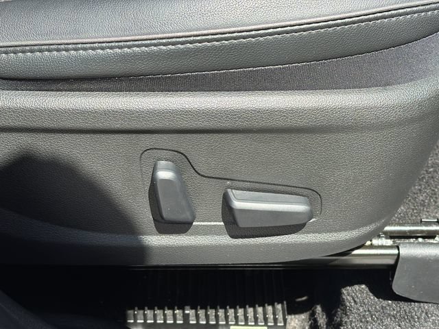 Used 2022 Hyundai Santa Fe Limited FWD image 20