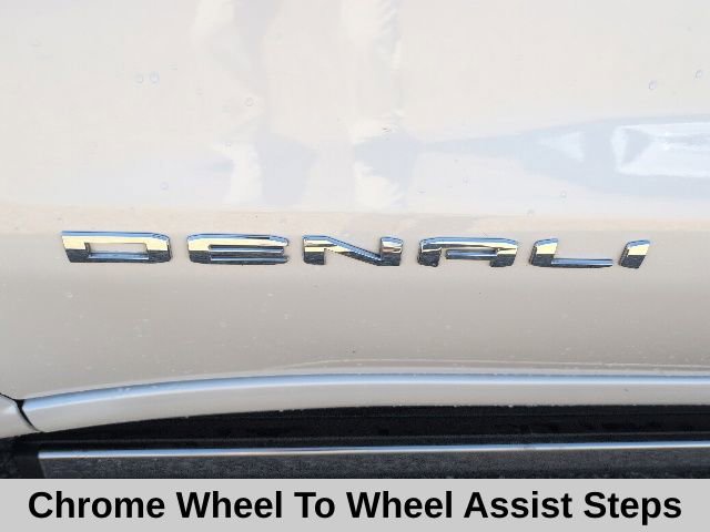 Used 2023 GMC Sierra 1500 Denali AWD/4WD image 15