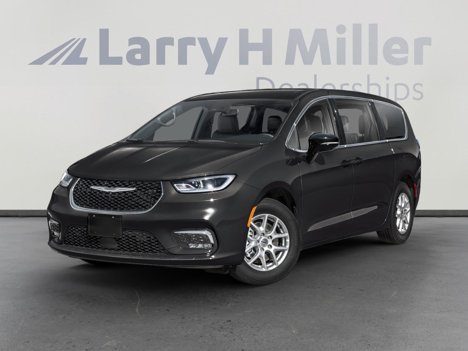 New 2026 Chrysler Pacifica Limited image 1